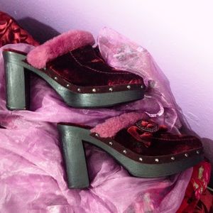 Via Spiga velvet clogs